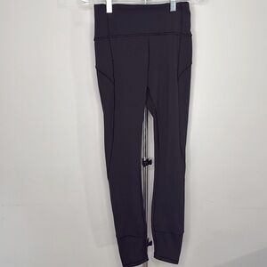 Lululemon black legging size 4. 25”